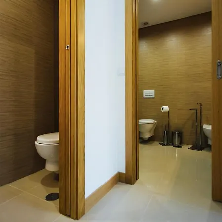 Daire Clerigo - By Sch *