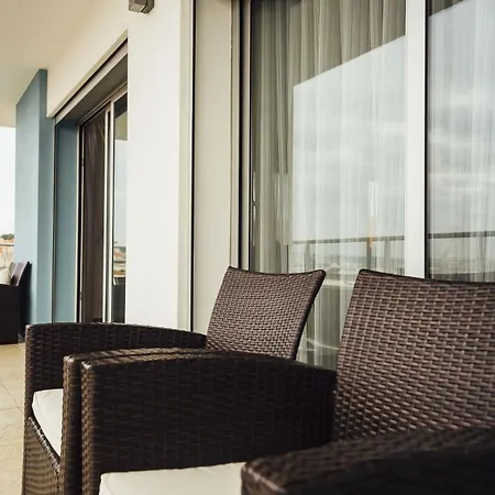 Clerigo - By Sch Daire